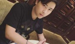 李静怡爆料自己视频,李静怡自爆视频内容引发热议