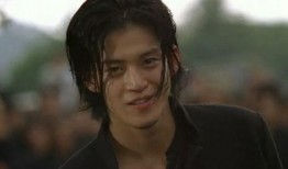 东谷爆料小栗旬视频合集,东谷爆料，笑料不断