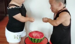 网红吃瓜男女,揭秘男女网红的瓜界风云